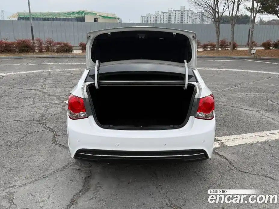 Chevrolet Cruze 2014 1.4 Автомат в Москве № 38374, фото 5