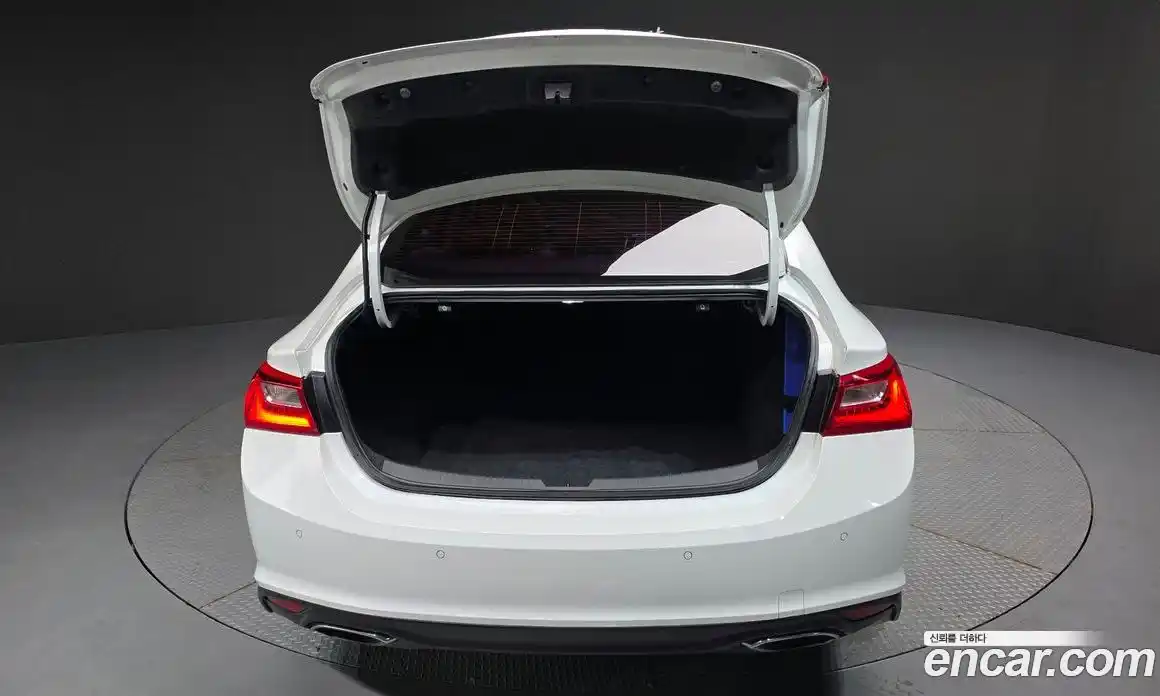 Chevrolet Malibu 2017 2.0 Автомат в Москве № 38473, фото 3