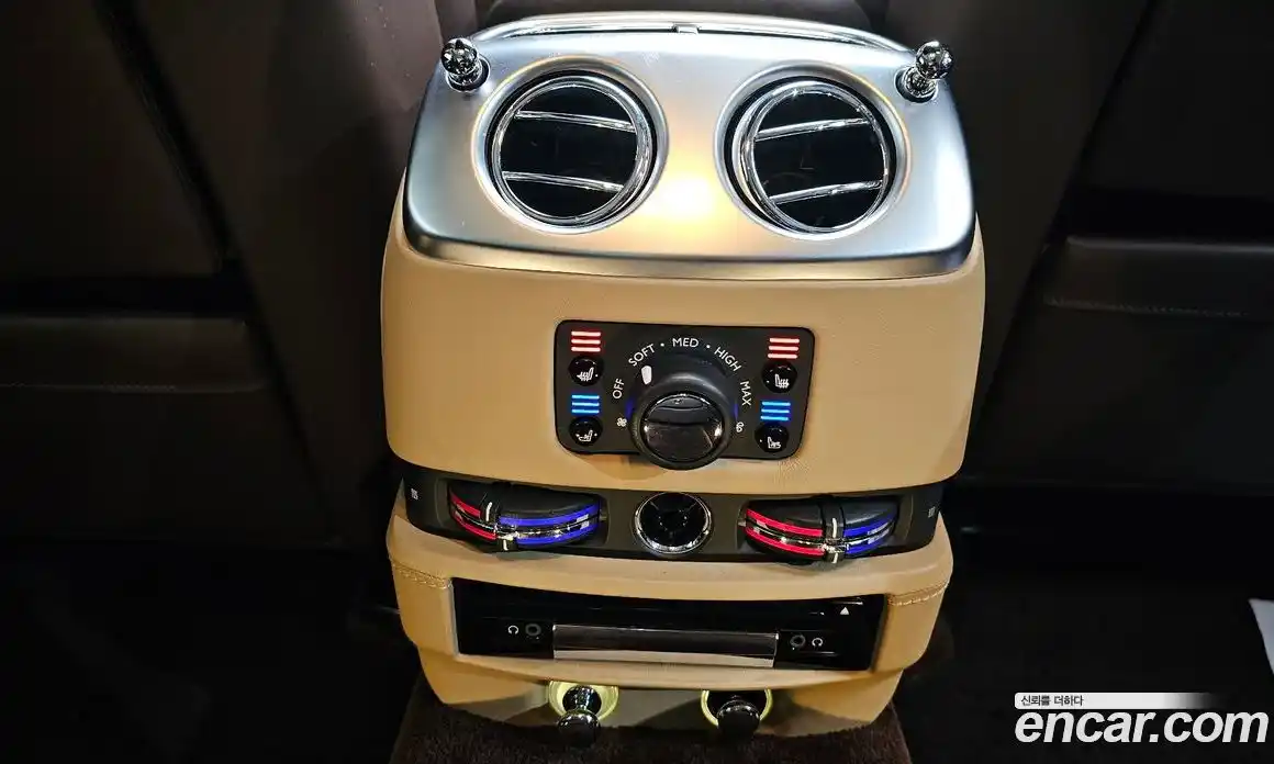 Rolls-Royce Ghost 2018 6.6 Автомат в Москве № 387499, фото 18