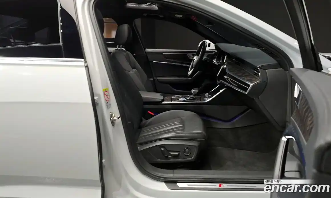 Audi A6 2020 2.0 Автомат в Москве № 391536, фото 11