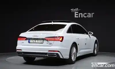 Audi A6 2020 2.0 Автомат в Москве № 391536, миниатюра 2