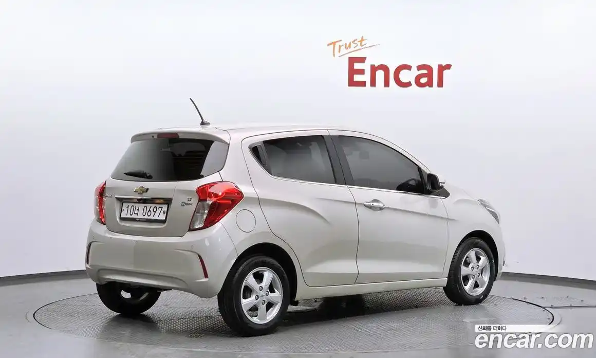 Chevrolet Spark 2016 1.0 Автомат в Москве № 39388, фото 15