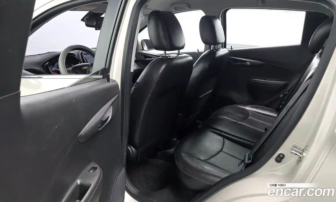 Chevrolet Spark 2016 1.0 Автомат в Москве № 39388, фото 18