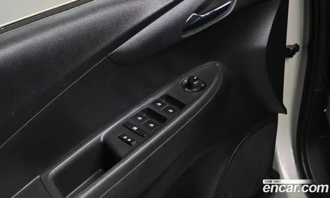 Chevrolet Spark 2016 1.0 Автомат в Москве № 39388, фото 19