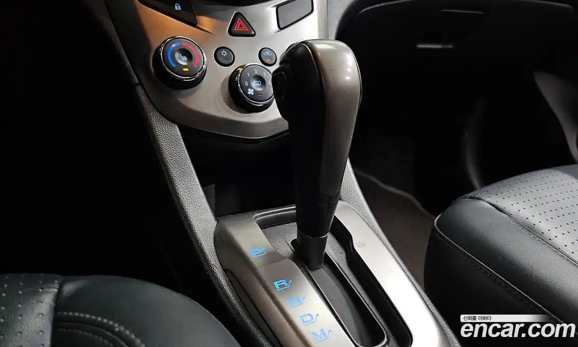 Chevrolet Aveo 2015 1.4 Автомат в Москве № 39413, фото 8