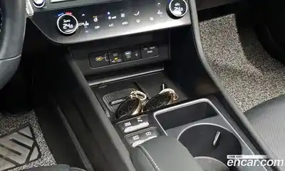 Hyundai Sonata 2024 1.6 Автомат в Москве № 397470, миниатюра 9