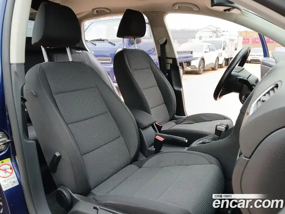 Volkswagen Golf 2011 2.0 Автомат в Москве № 401107, фото 11