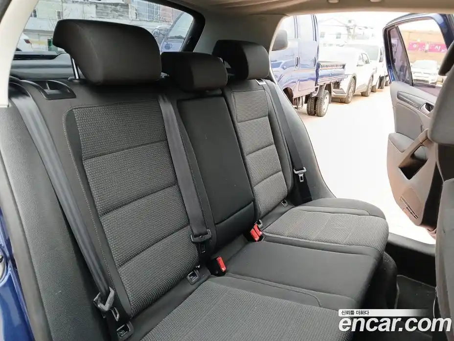 Volkswagen Golf 2011 2.0 Автомат в Москве № 401107, фото 12