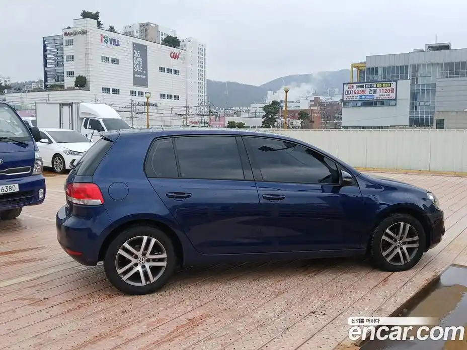 Volkswagen Golf 2011 2.0 Автомат в Москве № 401107, фото 6