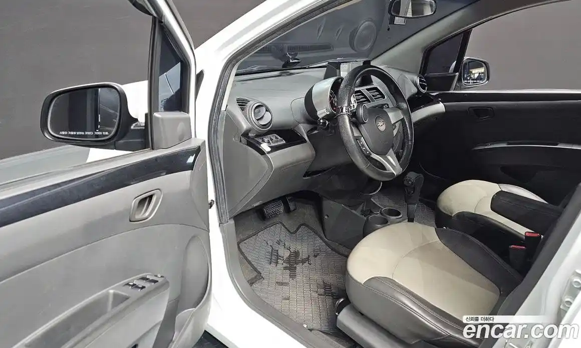 Chevrolet Spark 2012 1.0 Автомат в Москве № 41183, фото 11