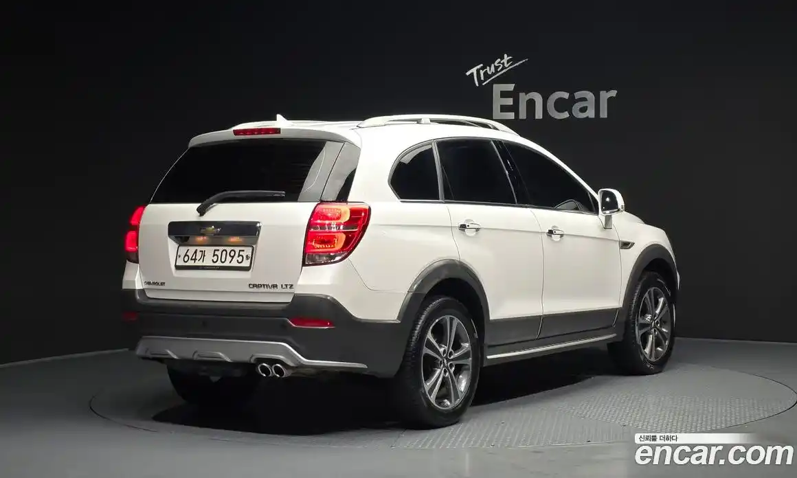 Chevrolet Captiva 2016 2.0 Автомат в Москве № 41922, фото 16