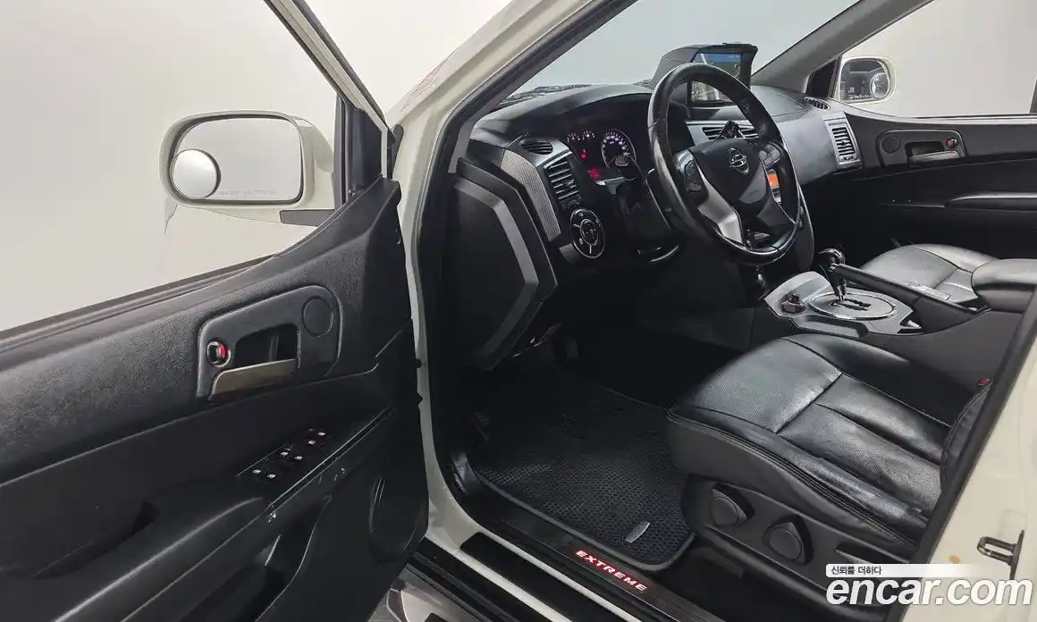 SsangYong Korando 2016 2.0 Автомат в Москве № 421405, фото 11