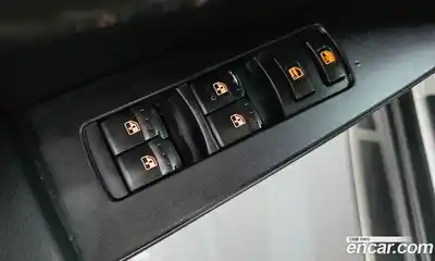 SsangYong Korando 2016 2.0 Автомат в Москве № 421405, миниатюра 12