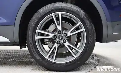 Audi Q5 2022 2.0 Автомат в Москве № 429544, миниатюра 6