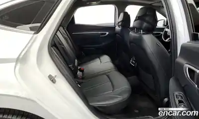 Hyundai Sonata 2024 2.0 Автомат в Москве № 44350, миниатюра 11