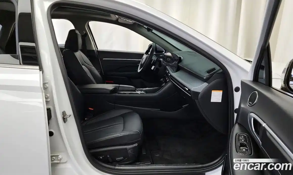 Hyundai Sonata 2024 2.0 Автомат в Москве № 44350, фото 17