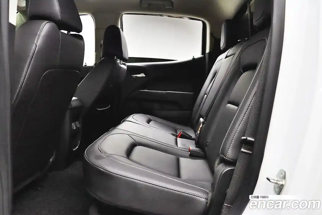 Chevrolet Colorado 2020 3.6 Автомат в Москве № 450828, фото 17