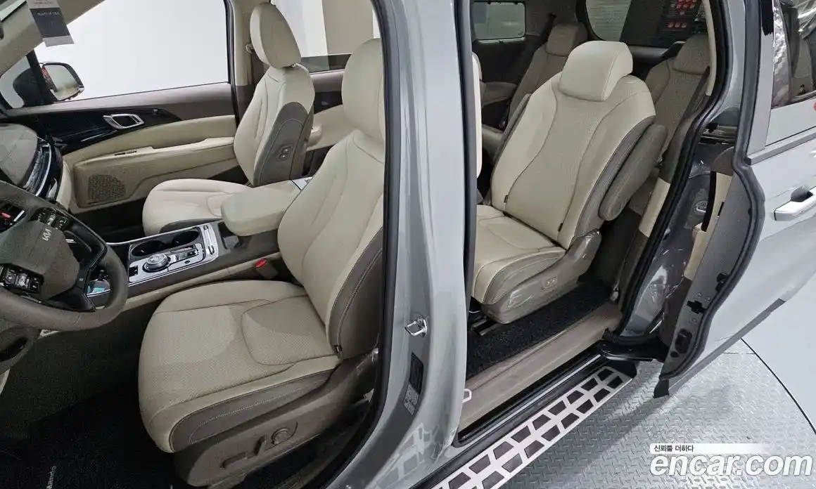 Kia Canival 2025 2.2 Автомат в Москве № 450993, фото 12