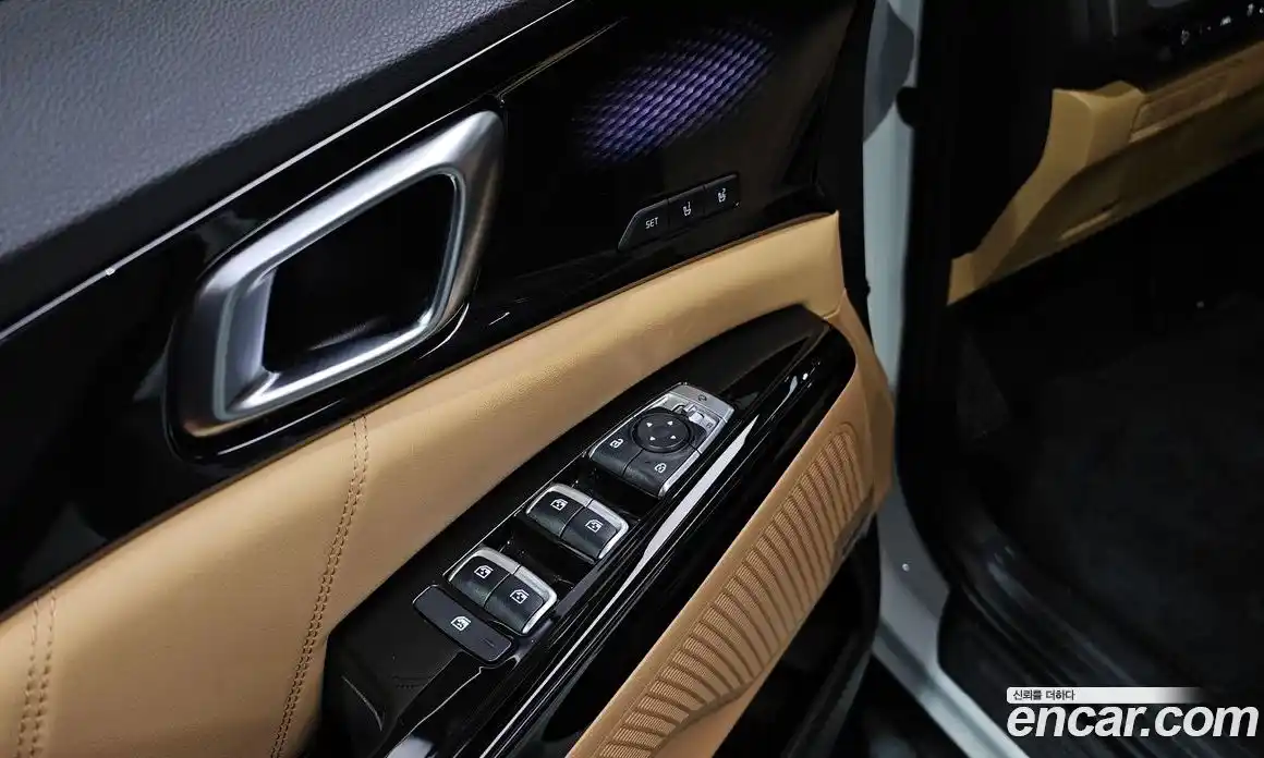 Kia Canival 2023 3.5 Автомат в Москве № 451678, фото 20