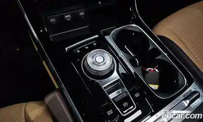 Kia Canival 2023 3.5 Автомат в Москве № 451678, миниатюра 9