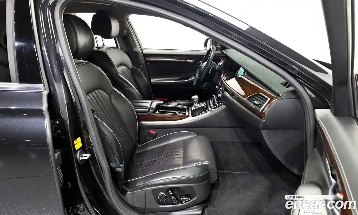 Genesis EQ900 2018 5.0 Автомат в Москве № 453072, фото 11