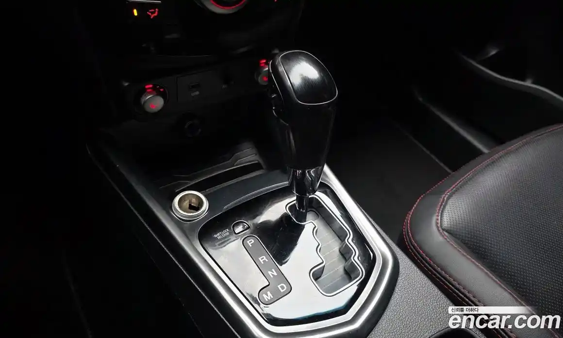 SsangYong TIBOLI 2018 1.6 Автомат в Москве № 454432, фото 9