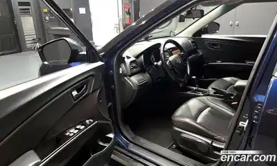 SsangYong TIBOLI 2018 1.6 Автомат в Москве № 454432, миниатюра 10