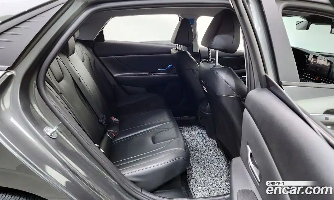 Hyundai Avante 2022 1.6 Автомат в Москве № 458224, фото 13