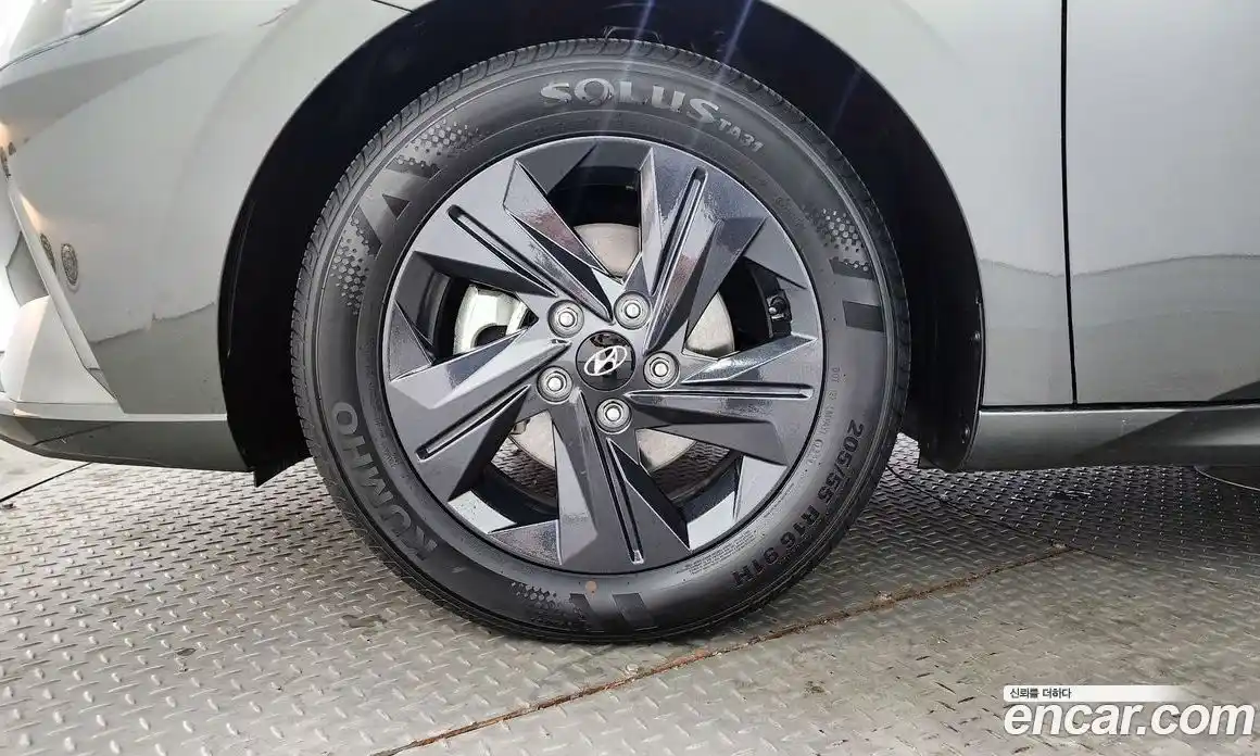 Hyundai Avante 2022 1.6 Автомат в Москве № 458224, фото 5