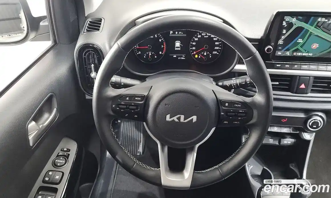 Kia Morning 2023 1.0 Автомат в Москве № 460456, фото 13