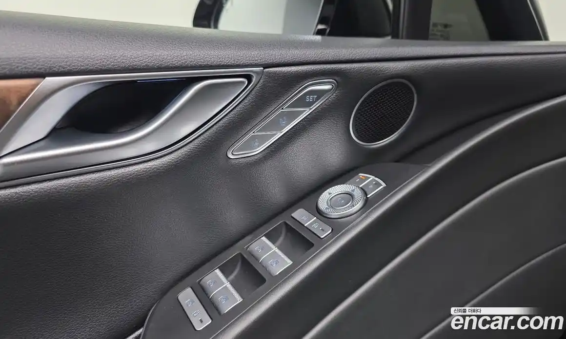 Genesis G80 2021 2.5 Автомат в Москве № 462165, фото 13