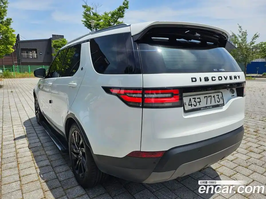 Land Rover Discovery 2017 2.0 Автомат в Москве № 471683, фото 8