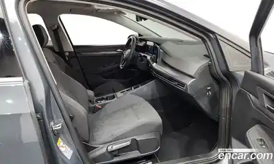 Volkswagen Golf 2022 2.0 Автомат в Москве № 472207, миниатюра 11