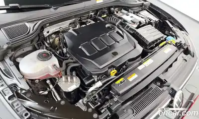 Volkswagen Golf 2022 2.0 Автомат в Москве № 472207, миниатюра 6