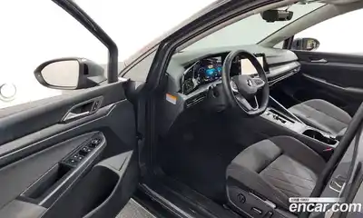 Volkswagen Golf 2022 2.0 Автомат в Москве № 472207, миниатюра 10