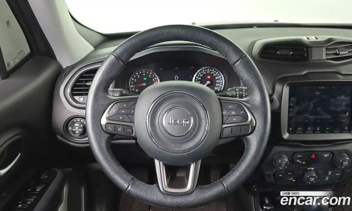 Jeep Renegade 2021 2.4 Автомат в Москве № 472705, фото 13