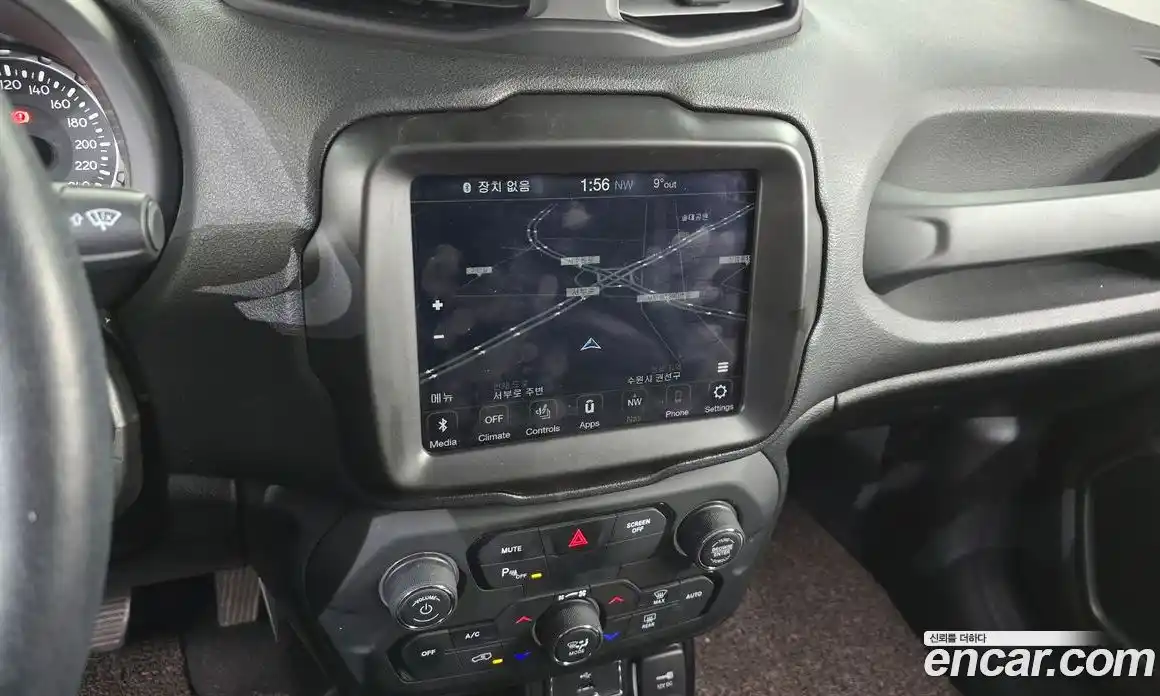 Jeep Renegade 2021 2.4 Автомат в Москве № 472705, фото 14