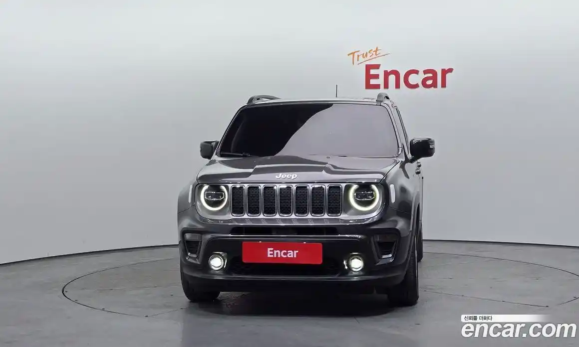 Jeep Renegade 2021 2.4 Автомат в Москве № 472705, фото 3