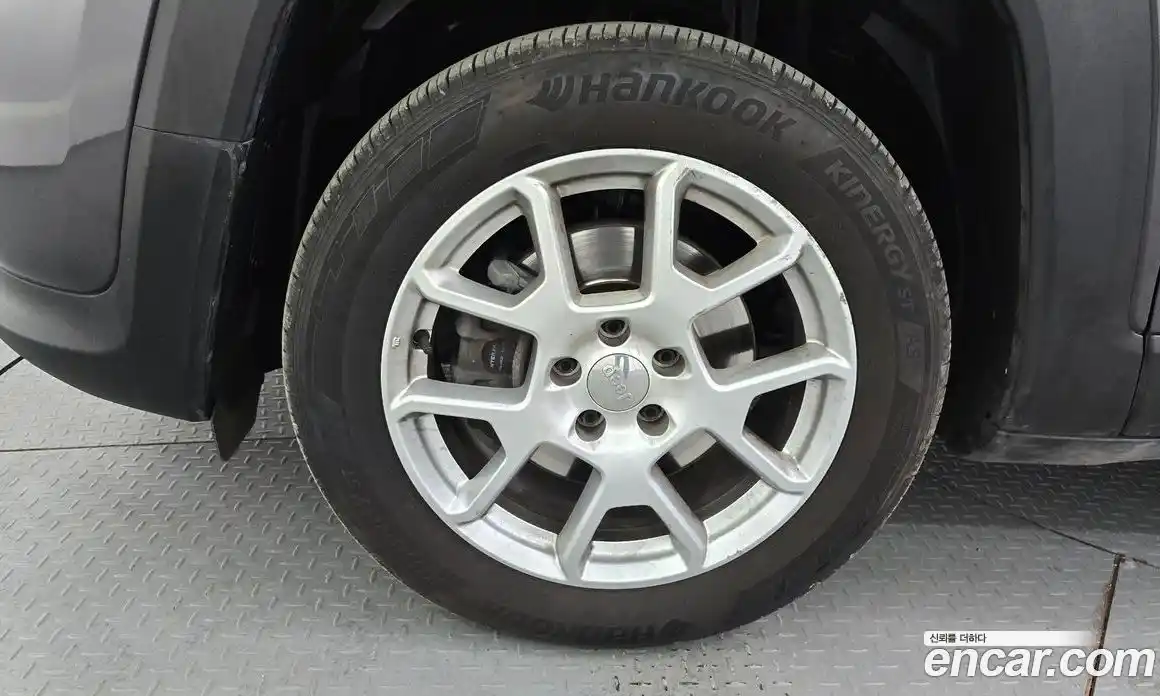 Jeep Renegade 2021 2.4 Автомат в Москве № 472705, фото 5