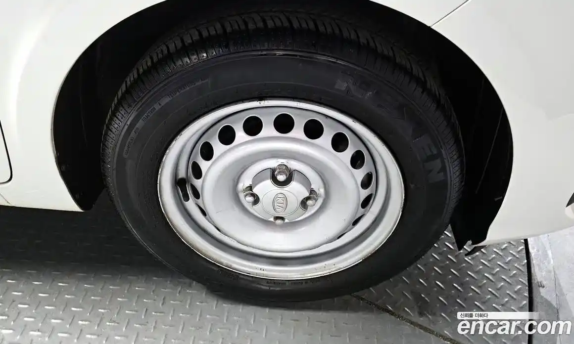 Kia Morning 2021 1.0 Автомат в Москве № 55350, фото 13