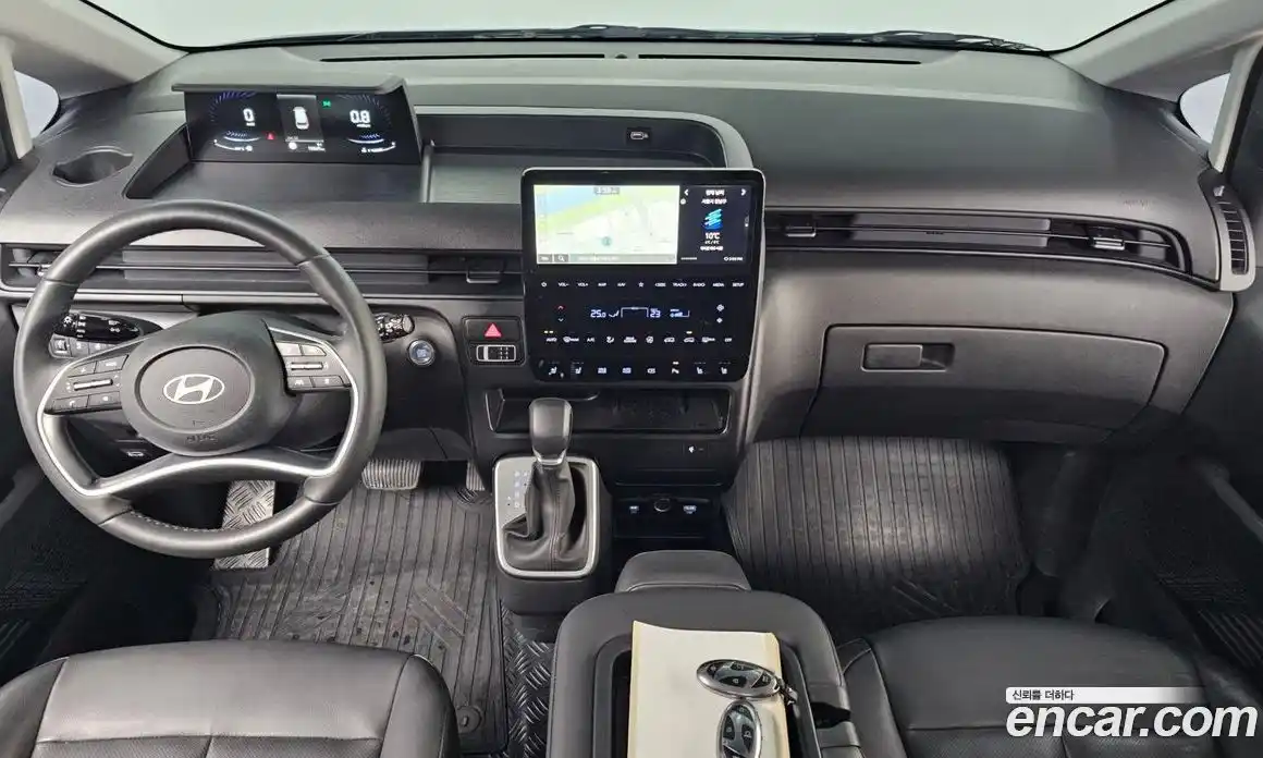 Hyundai Staria 2025 2.2 Автомат в Москве № 6487, фото 1