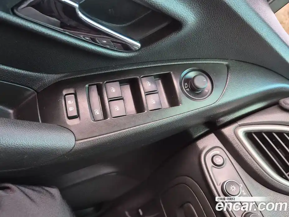 Chevrolet Trax 2019 1.6 Автомат в Москве № 98396, фото 14