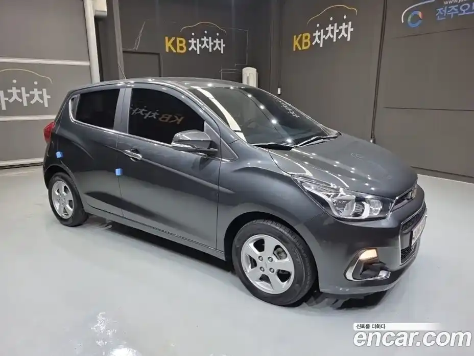 Chevrolet Spark 2017 1.0 Автомат в Москве № 99096, фото 5