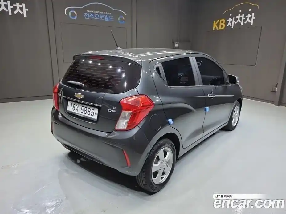 Chevrolet Spark 2017 1.0 Автомат в Москве № 99096, фото 6