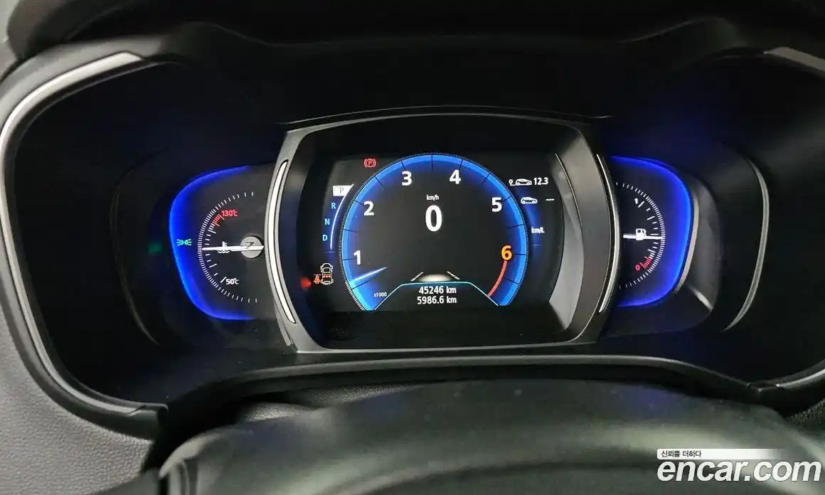 Renault QM6 2024 2.0 Автомат в Москве № 106654, фото 12