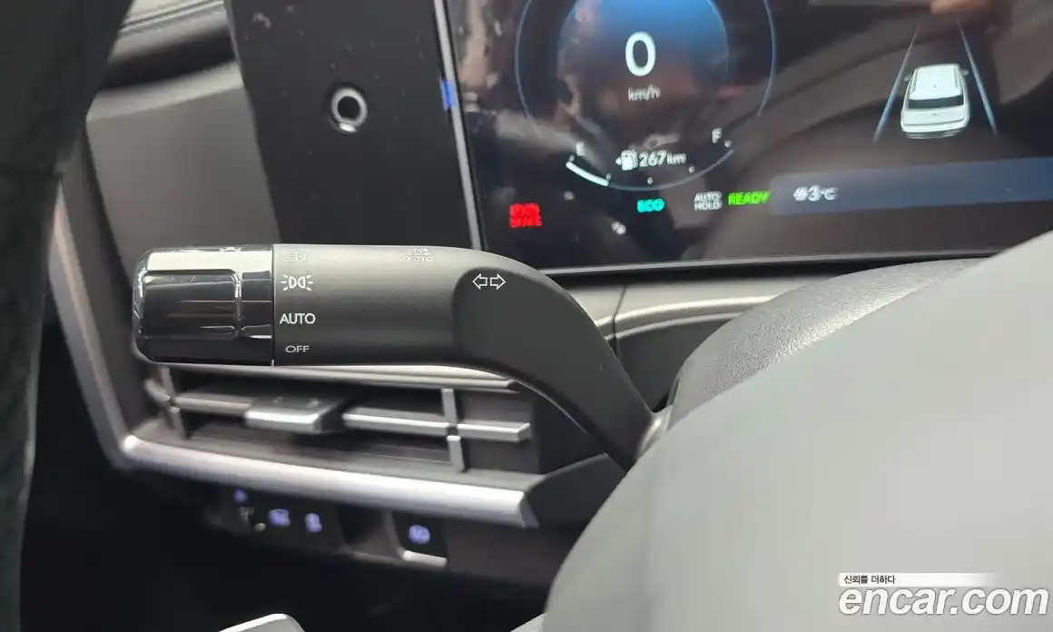 Hyundai Santa Fe 2024 1.6 Автомат в Москве № 107949, фото 17