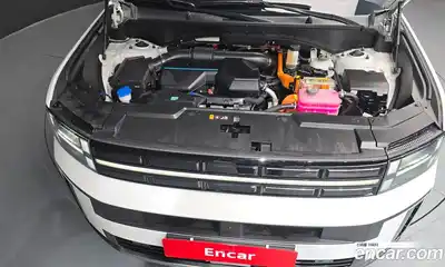 Hyundai Santa Fe 2024 1.6 Автомат в Москве № 107949, миниатюра 3