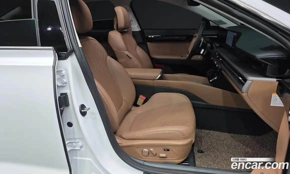 Hyundai Grandeur 2024 1.6 Автомат в Москве № 108860, фото 17