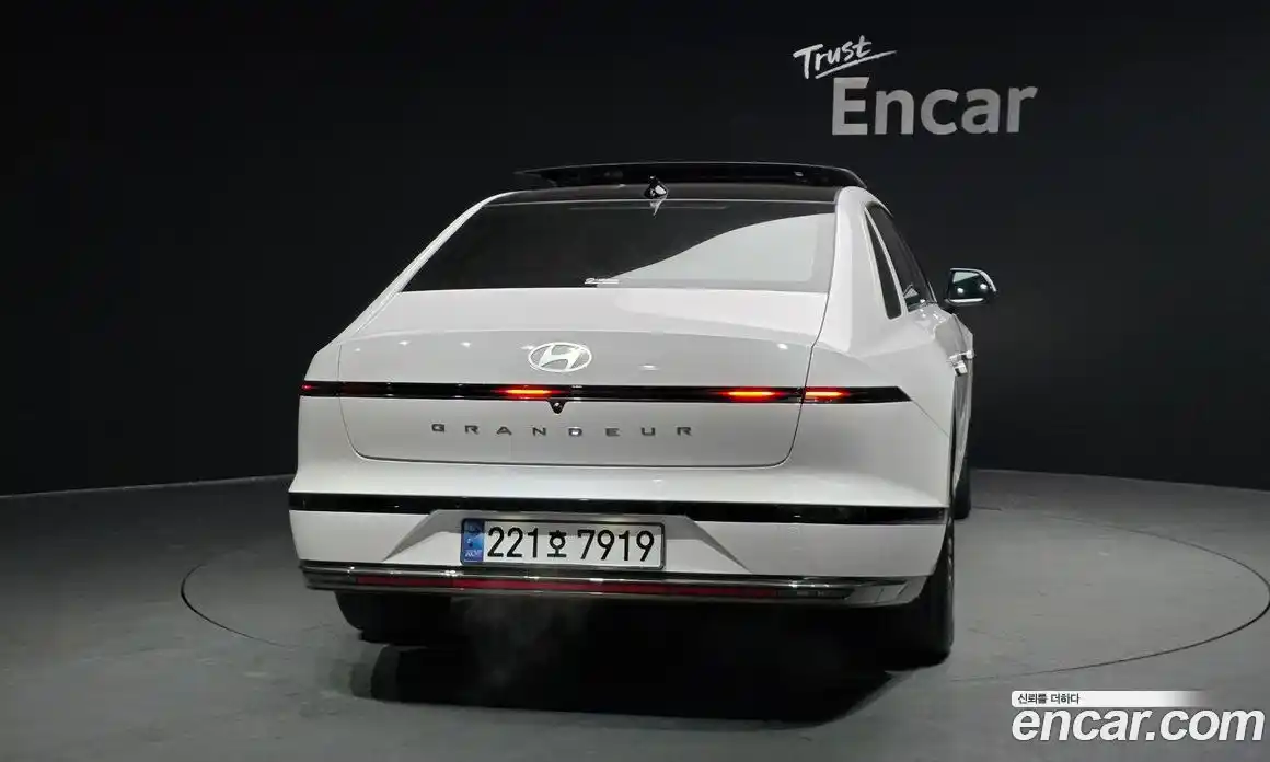 Hyundai Grandeur 2024 1.6 Автомат в Москве № 108860, фото 6