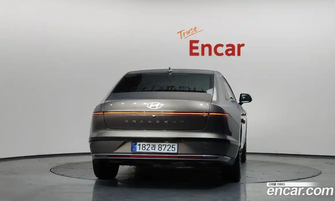 Hyundai Grandeur 2023 2.5 Автомат в Москве № 111404, фото 16